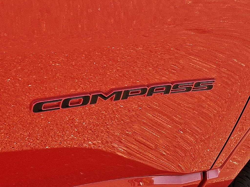 Used 2022 Jeep Compass Limited AWD/4WD image 33