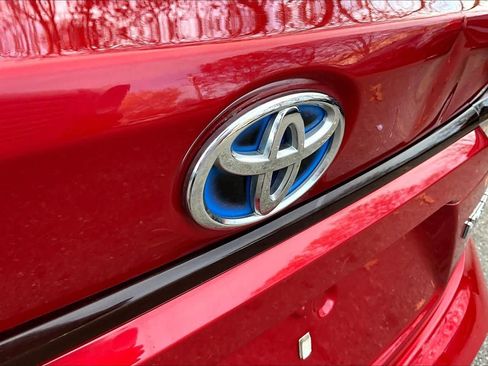 Certified 2020 Toyota Corolla LE image 28