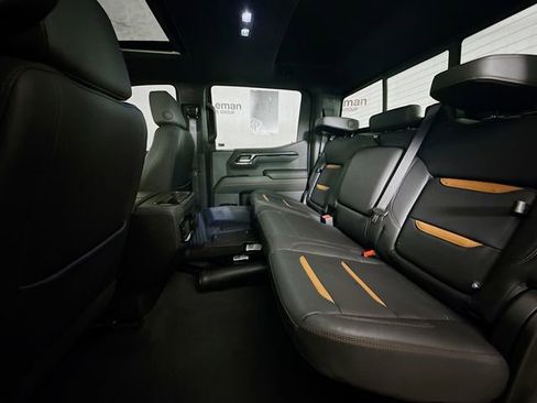 Used 2024 GMC Sierra 1500 AT4 w/ AT4 Preferred Package image 28