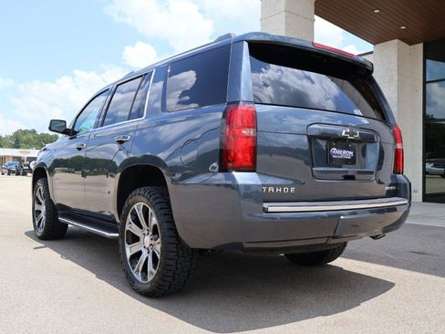 Used 2020 Chevrolet Tahoe Premier RWD image 3