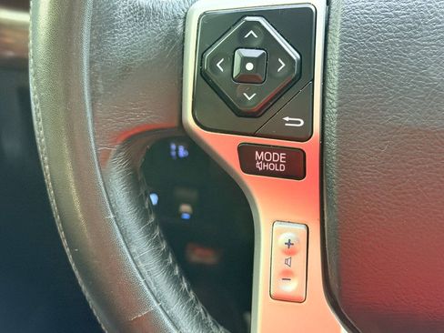Used 2015 Toyota Tundra Limited w/ Limited Premium Package AWD/4WD image 32