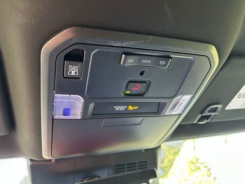 Certified 2025 Toyota Tacoma 4x4 Double Cab Hybrid image 31