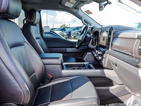 Used 2024 Ford F250 Lariat image 17