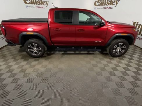 Used 2023 GMC Canyon AT4 w/ Technology Package image 9