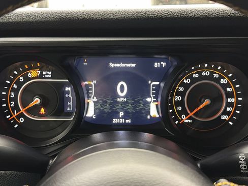 Used 2024 Jeep Wrangler Unlimited Sport AWD/4WD image 29