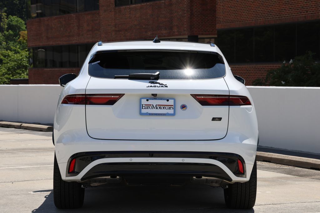 Certified 2026 Jaguar F-PACE R-Dynamic S AWD/4WD image 2