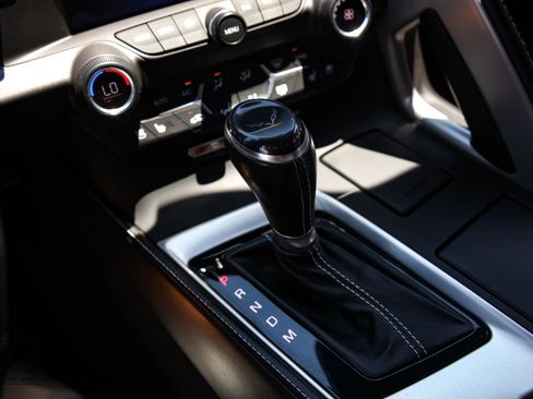 Used 2019 Chevrolet Corvette Z06 RWD image 32