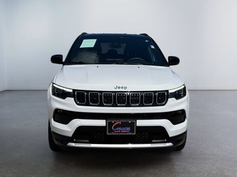 Used 2023 Jeep Compass Limited w/ Elite Group AWD/4WD image 2