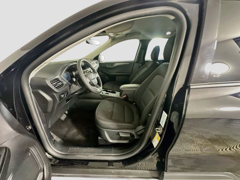 Used 2025 Ford Escape Active FWD image 13