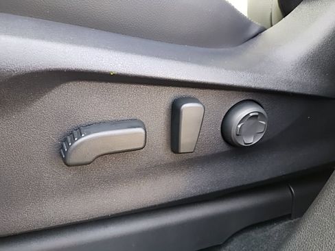 Used 2026 Subaru Ascent Limited image 25