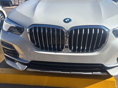 Used 2022 BMW X5 xDrive45e w/ Luxury Seating Package image 2