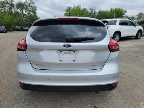 Used 2017 Ford Focus SEL image 5