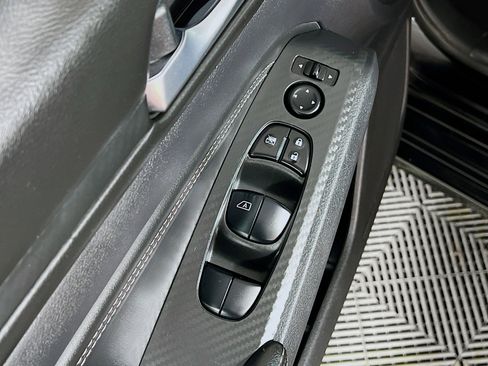 Used 2019 Nissan Altima 2.5 S FWD image 18