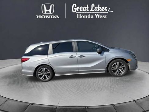 Used 2024 Honda Odyssey Touring image 9