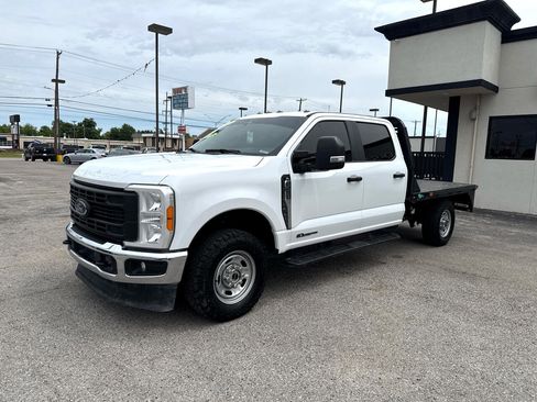 Used 2023 Ford F250 XL image 2