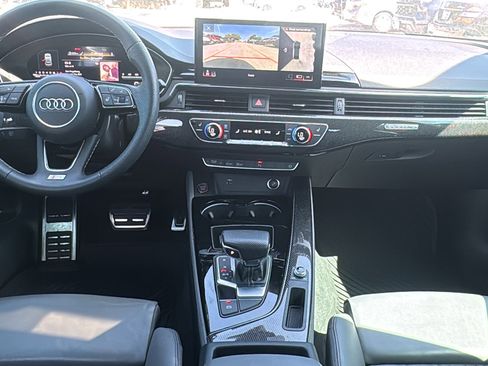 Used 2022 Audi S5 Premium Plus image 17
