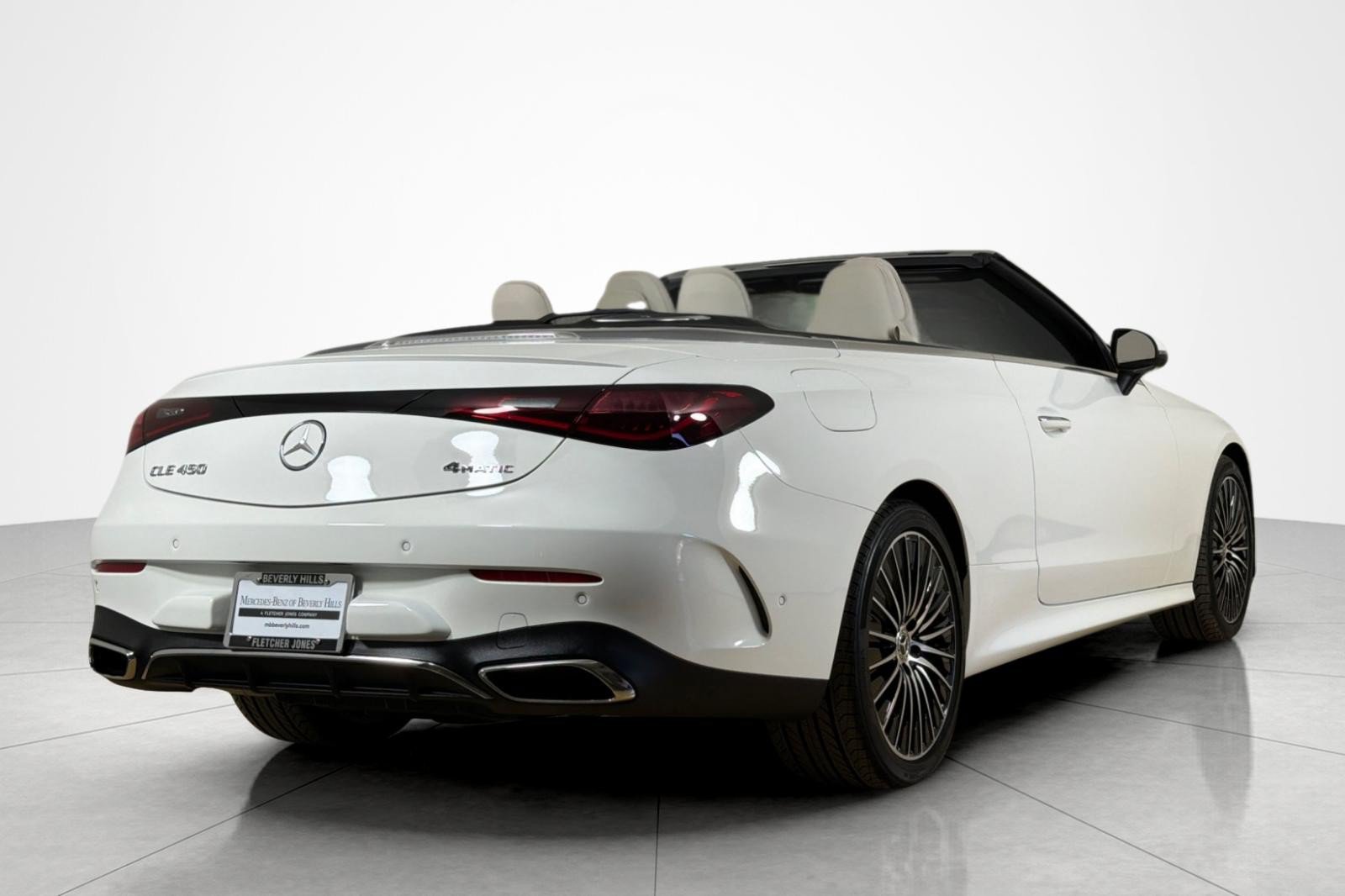 Used 2026 Mercedes-Benz CLE 450 4MATIC Cabriolet image 5