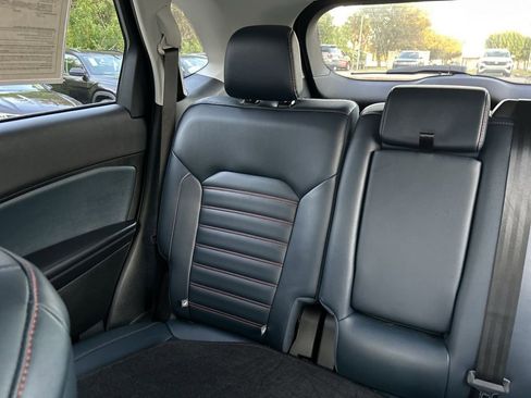 Used 2023 Ford Edge SEL w/ Sport Appearance Package image 12