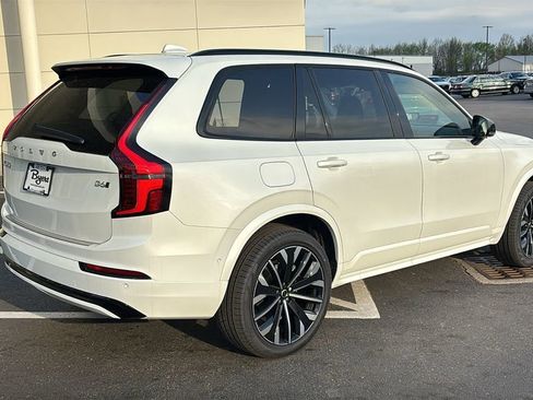 New 2026 Volvo XC90 B6 Ultra w/ Protection Package Premier AWD/4WD image 31