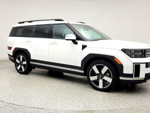 Used 2024 Hyundai Santa Fe Limited AWD/4WD image 3