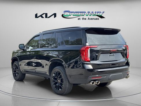 Used 2022 GMC Yukon Denali AWD/4WD image 4