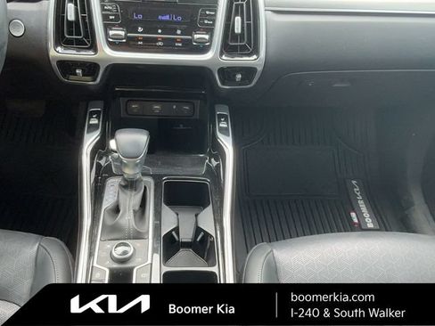 Used 2021 Kia Sorento SX AWD/4WD image 25