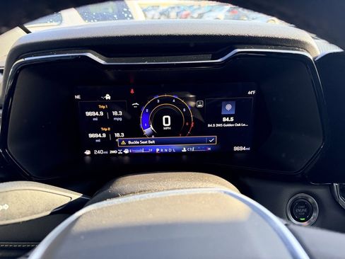 Used 2025 Chevrolet Colorado ZR2 w/ Technology Package image 18