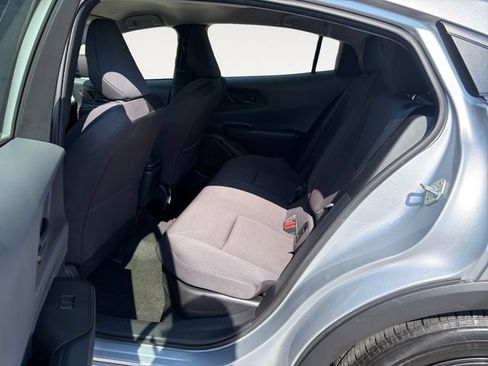 Used 2025 Toyota Prius LE FWD image 13