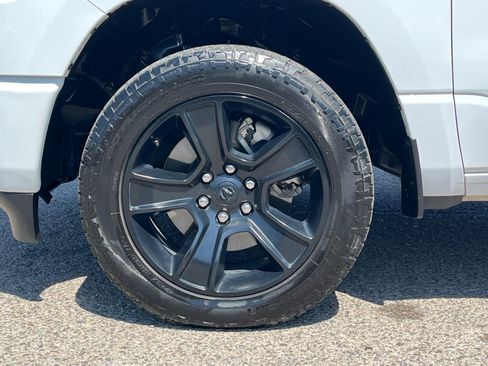 Used 2022 RAM 1500 Big Horn AWD/4WD image 12