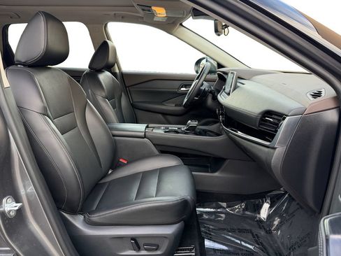 Used 2023 Nissan Rogue SL FWD image 18