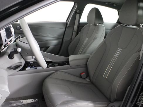 Certified 2026 Hyundai Elantra SEL Sport Premium w/ Cargo Package FWD image 20