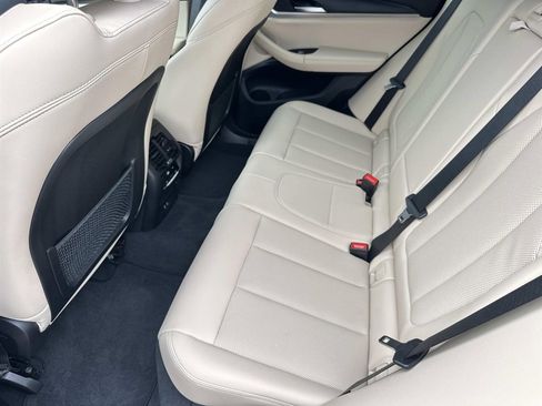 Used 2024 BMW X3 sDrive30i w/ Premium Package image 17