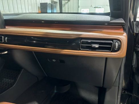 Used 2022 Lincoln Aviator Reserve w/ Equipment Group 201A image 31