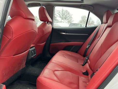 Used 2023 Toyota Camry XSE image 12