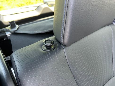 New 2025 Subaru Forester Limited image 31