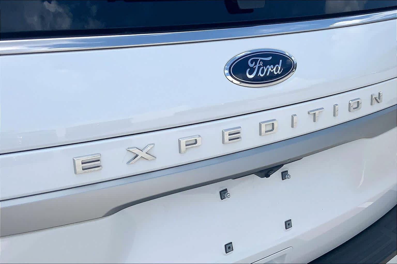 Used 2024 Ford Expedition XLT AWD/4WD image 31
