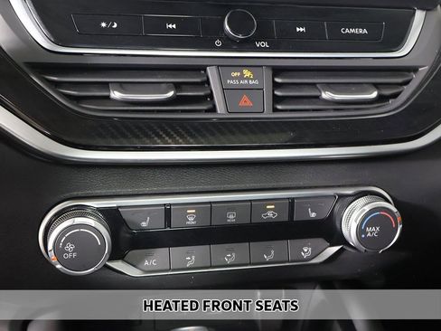 Used 2024 Nissan Altima 2.5 SR w/ SR Premium Package image 7