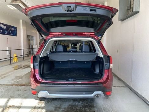 Used 2021 Subaru Forester Touring image 7
