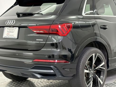 Used 2020 Audi Q3 2.0T Premium w/ Convenience Package AWD/4WD image 25