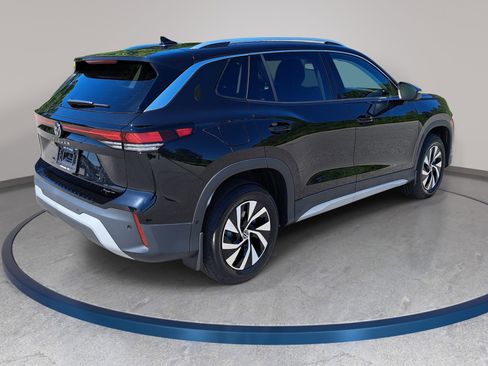 New 2026 Volkswagen Tiguan S AWD/4WD image 5