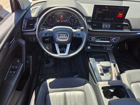 Used 2023 Audi Q5 2.0T Premium w/ Convenience Package AWD/4WD image 12