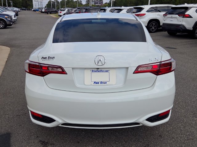 Used 2018 Acura ILX FWD image 13