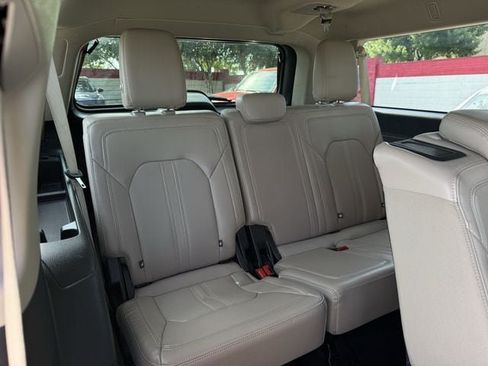 Used 2024 Ford Expedition Max Limited RWD image 34