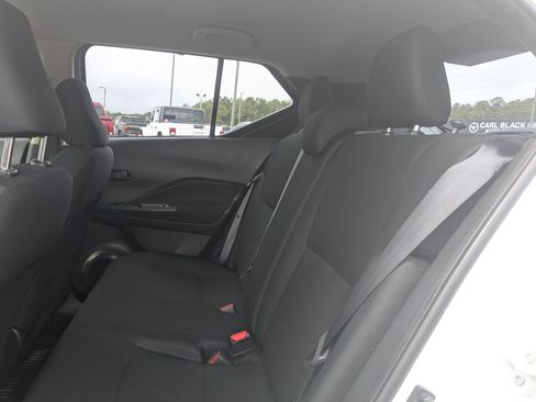 Used 2024 Nissan Kicks S image 23