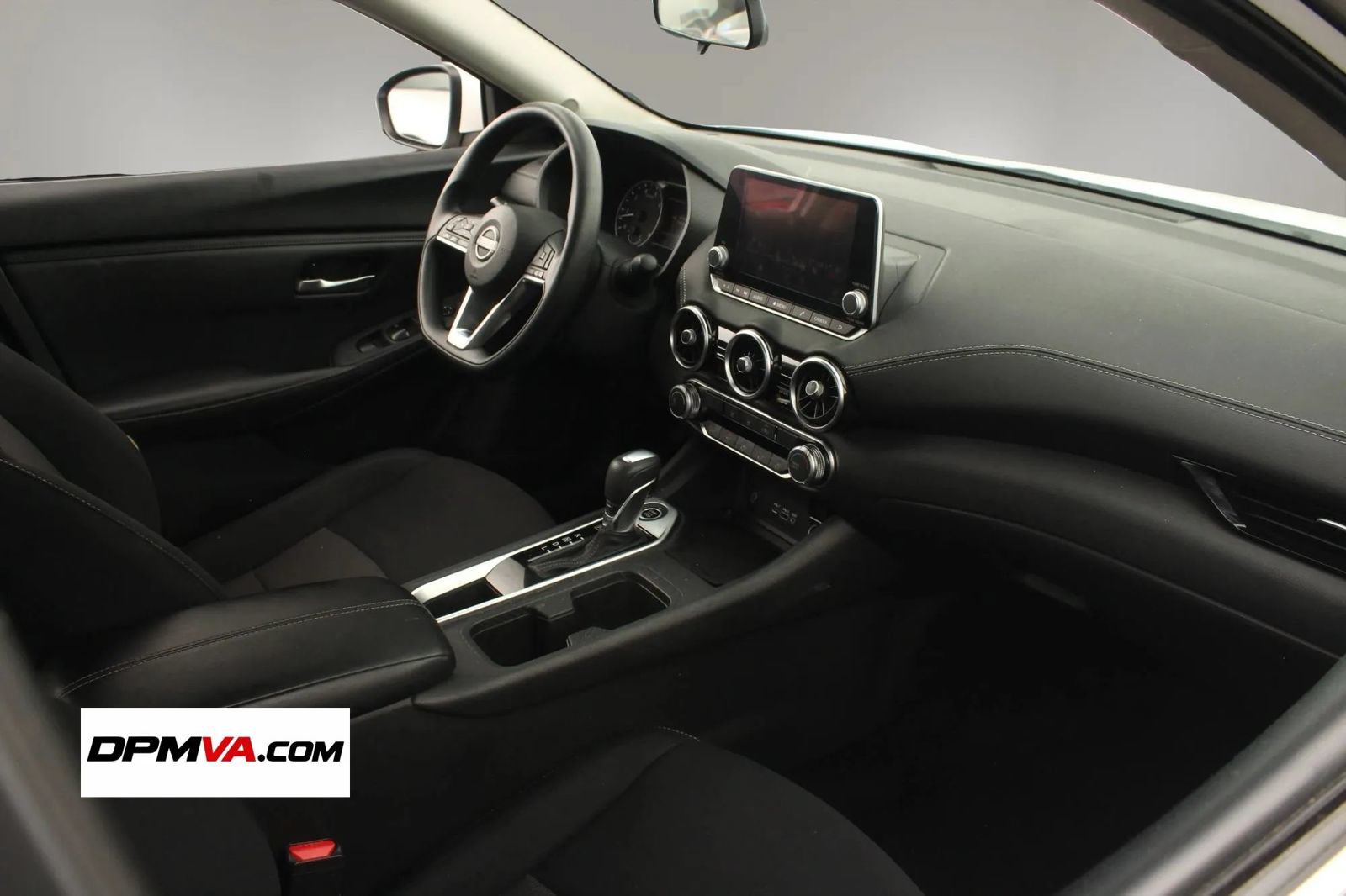 Used 2024 Nissan Sentra SV FWD image 22