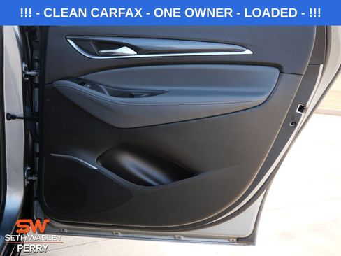 Used 2024 Buick Enclave Premium image 11