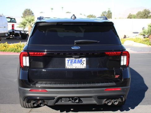 Certified 2025 Ford Explorer ST AWD/4WD image 7
