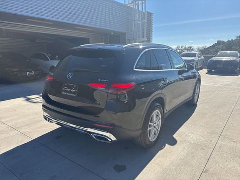Used 2025 Mercedes-Benz GLC 300 4MATIC image 6