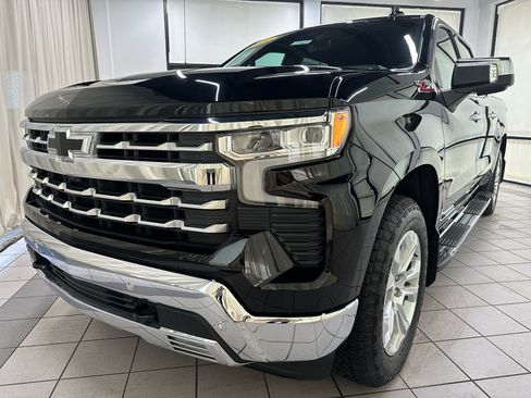 Certified 2024 Chevrolet Silverado 1500 LTZ w/ Technology Package image 15