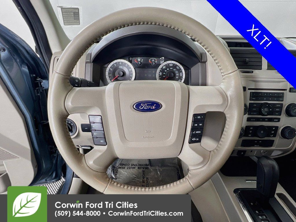 Used 2010 Ford Escape XLT AWD/4WD image 8